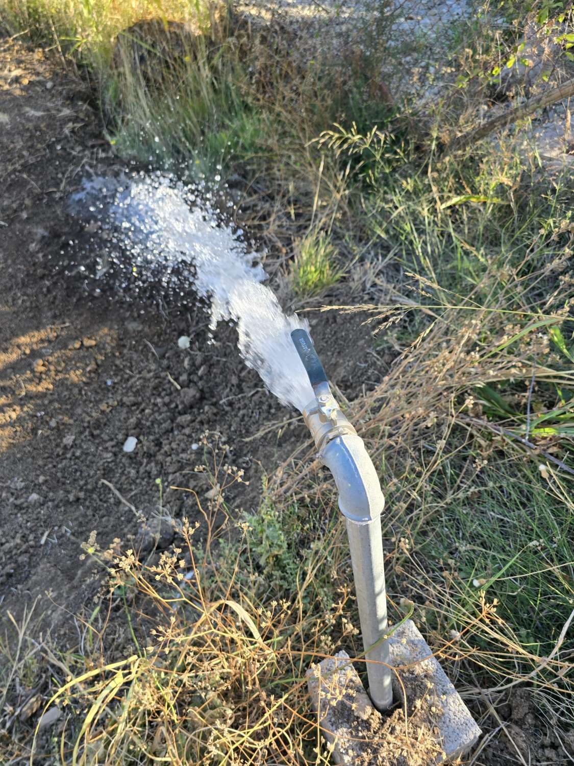 Parcela rustica con una casa registrada para reformar
