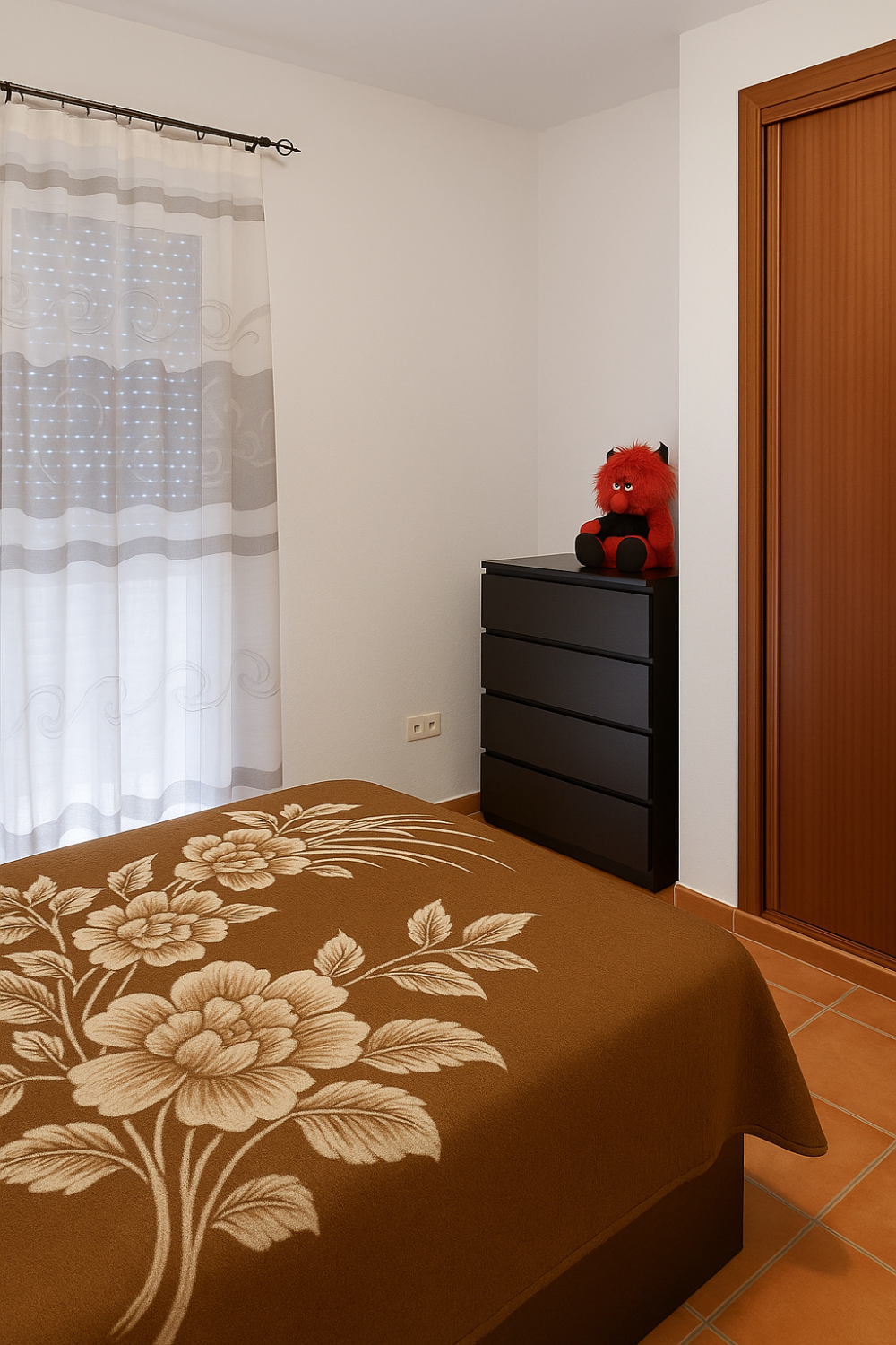 MAGNIFICO CHALET ADOSADO EN ALMOGIA