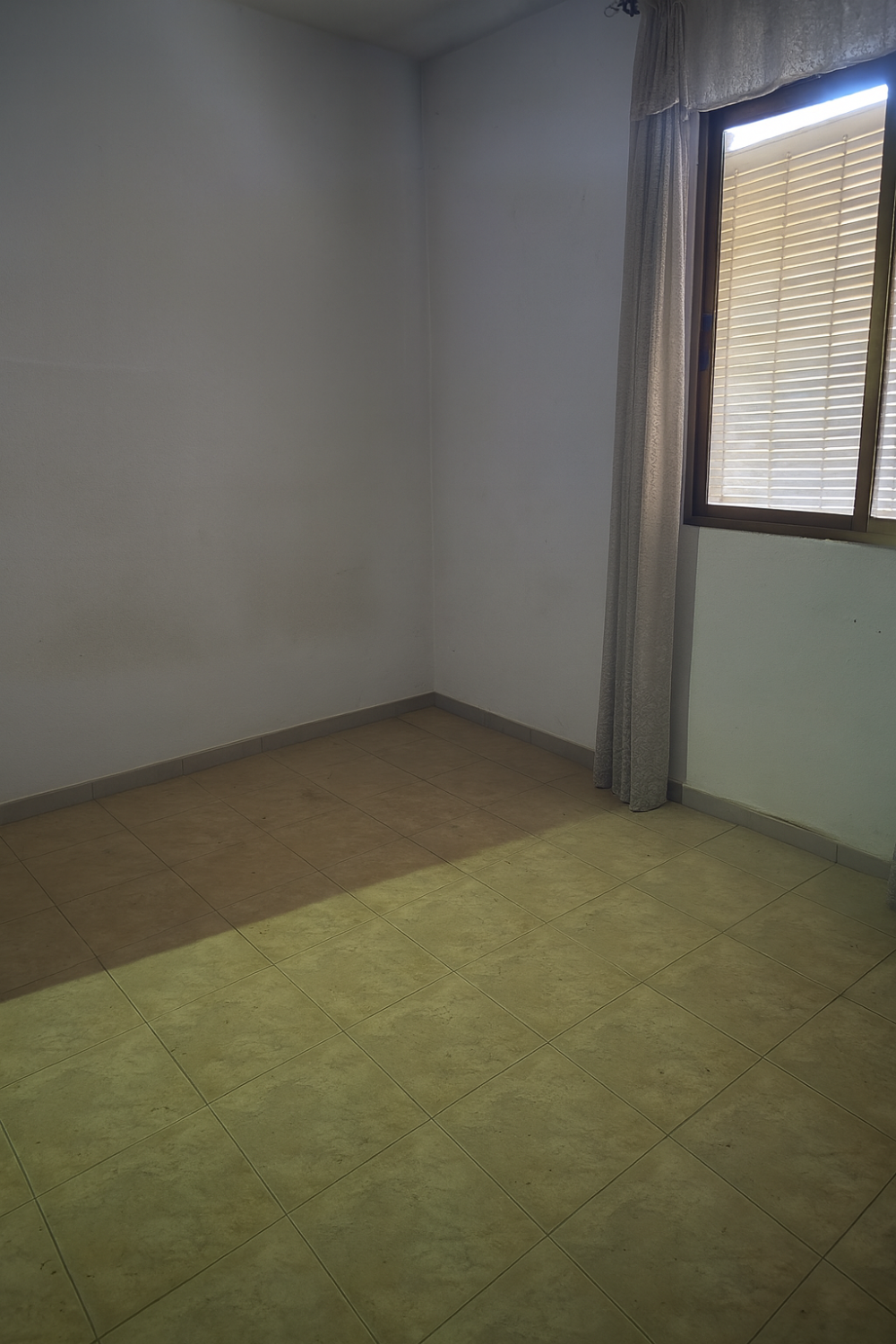 Casa de pueblo en venta en Coín – Gran ubicación y muchas posibilidades