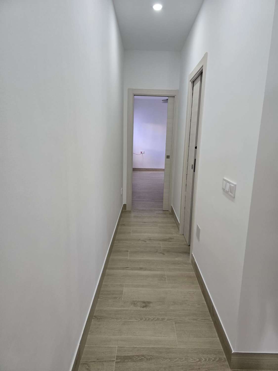 Se alquila bajo a estrenar de dos dormitorios